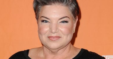Mindy Cohn Says ‘Facts Of Life’ Revival Was Sabotaged by ‘Greedy’ Co-Star