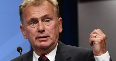 Pat Sajak Says Goodbye To ‘Wheel Of Fortune’ After 41 Years As Host (06/10)