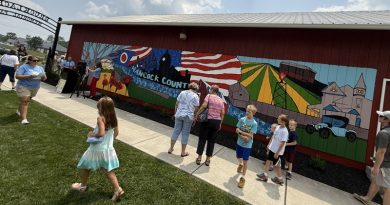 New Community Mural Celebrating Hancock County Dedicated New Community Mural Celebrating Hancock County Dedicated